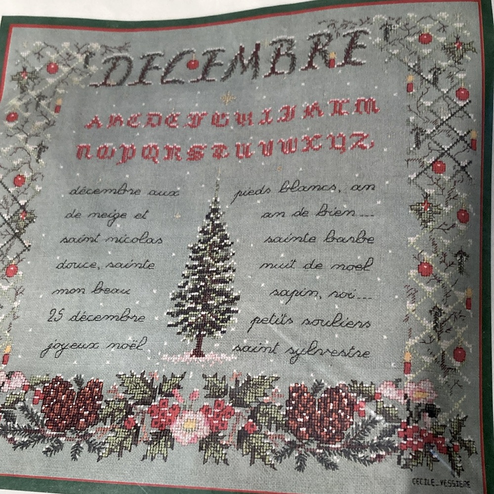 Vintage Le Bonheur des Dames París French December sampler cross stitch. G1 1189